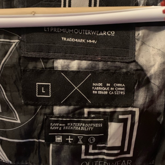 L1 Snowboarding Jacket Large - Picture 2 of 2